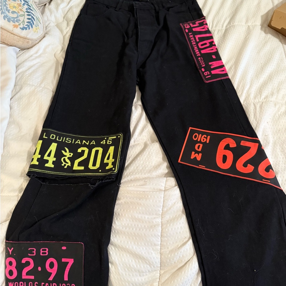 NWT Black Graphic Women Jeans